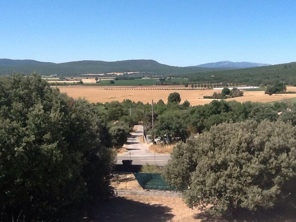 Beautiful Provençal house with great swimming-pool Provence-Alpes-Côte d'Azur - Ginasservis visuel 4/5 Beautiful Provençal house with great swimming-pool Provence-Alpes-Côte d'Azur - Ginasservis visuel 4/5