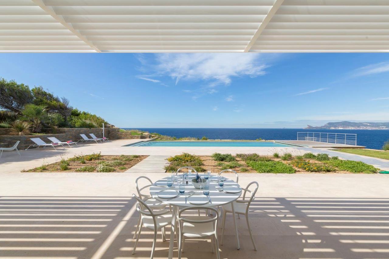 Villa luxe Port d'Alon Provence-Alpes-Côte d'Azur - Saint-Cyr-sur-Mer visuel 2/5 Villa luxe Port d'Alon Provence-Alpes-Côte d'Azur - Saint-Cyr-sur-Mer visuel 2/5