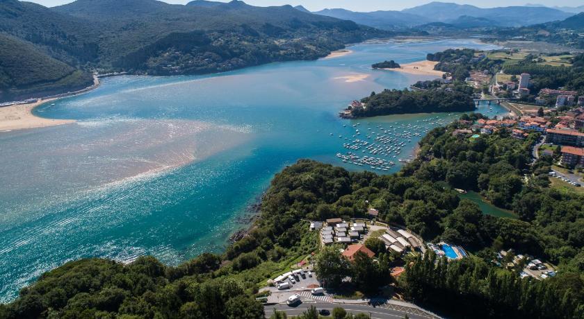 Camping & Bungalows Portuondo Spaans Baskenland  - Mundaka visuel 4/5 Camping & Bungalows Portuondo Spaans Baskenland  - Mundaka visuel 4/5