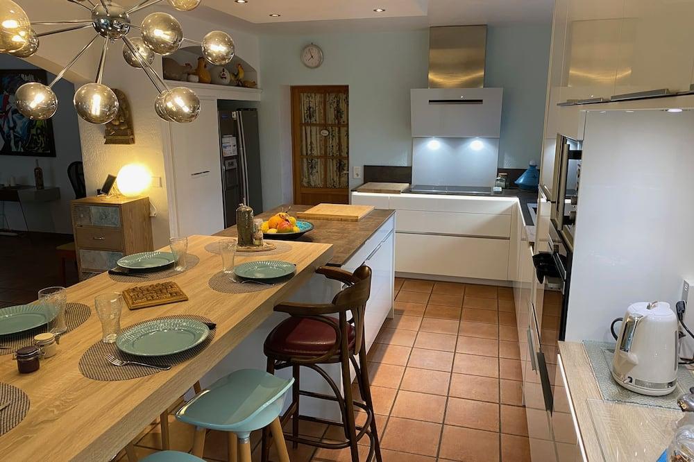 House / Villa La Crau - Provence-Alpes-Côte d'Azur - La Crau visuel 5/5 House / Villa La Crau - Provence-Alpes-Côte d'Azur - La Crau visuel 5/5