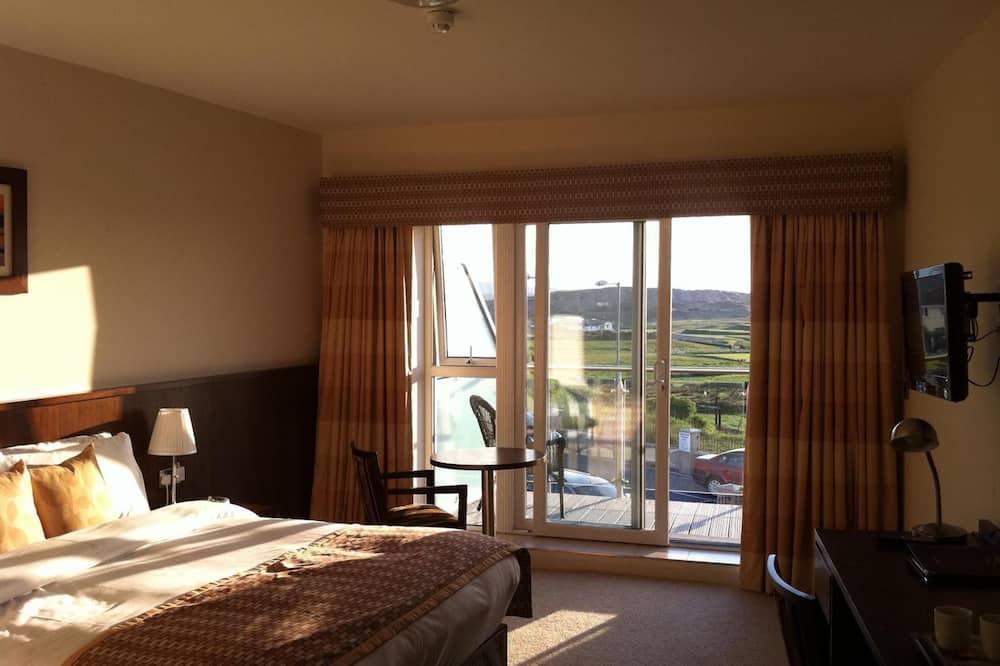 Strandhill Lodge and Suites