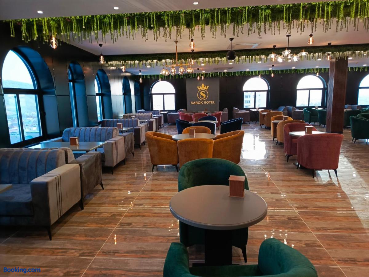 booking-1071267710-542353608-956823 Sarok Hotel