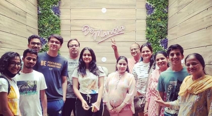 De Manora Homes - Unpretentious hotel with a garden , posh area Ranjit Avenue