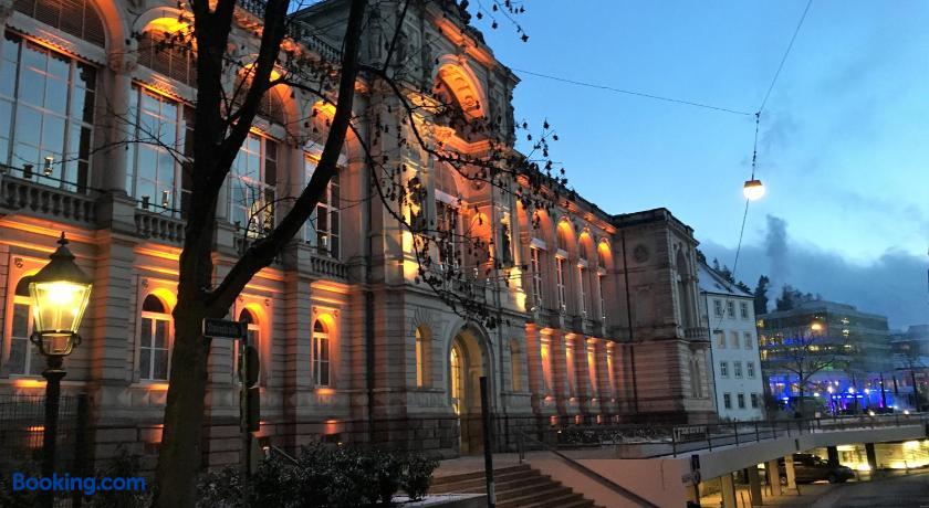 booking-73354-170567050 Hotel Rathausglöckel
