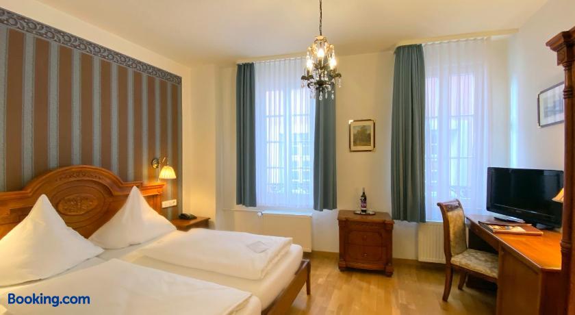 booking-73354-290676603 Hotel Rathausglöckel