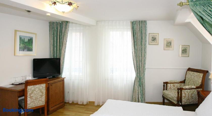 booking-73354-291239205 Hotel Rathausglöckel