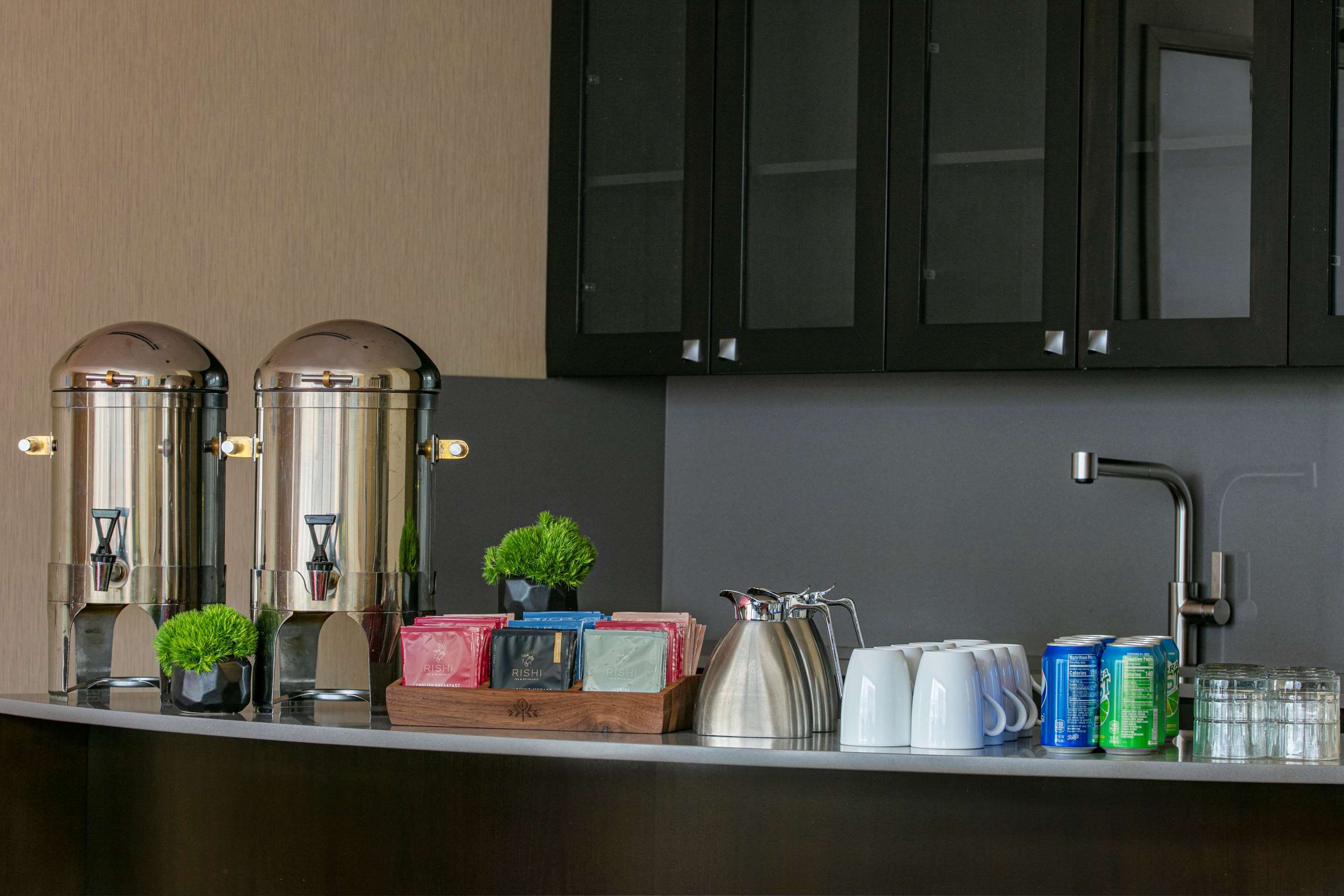 The Royal Sonesta Chicago River North