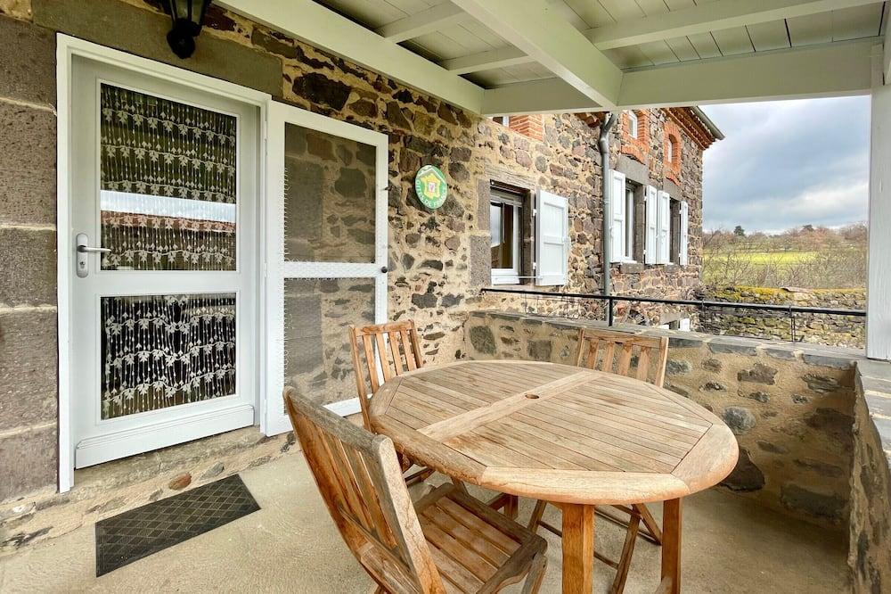 Gite Lavaudieu, 2 bedrooms, 4 persons Auvergne - Lavaudieu visuel 4/5 Gite Lavaudieu, 2 bedrooms, 4 persons Auvergne - Lavaudieu visuel 4/5