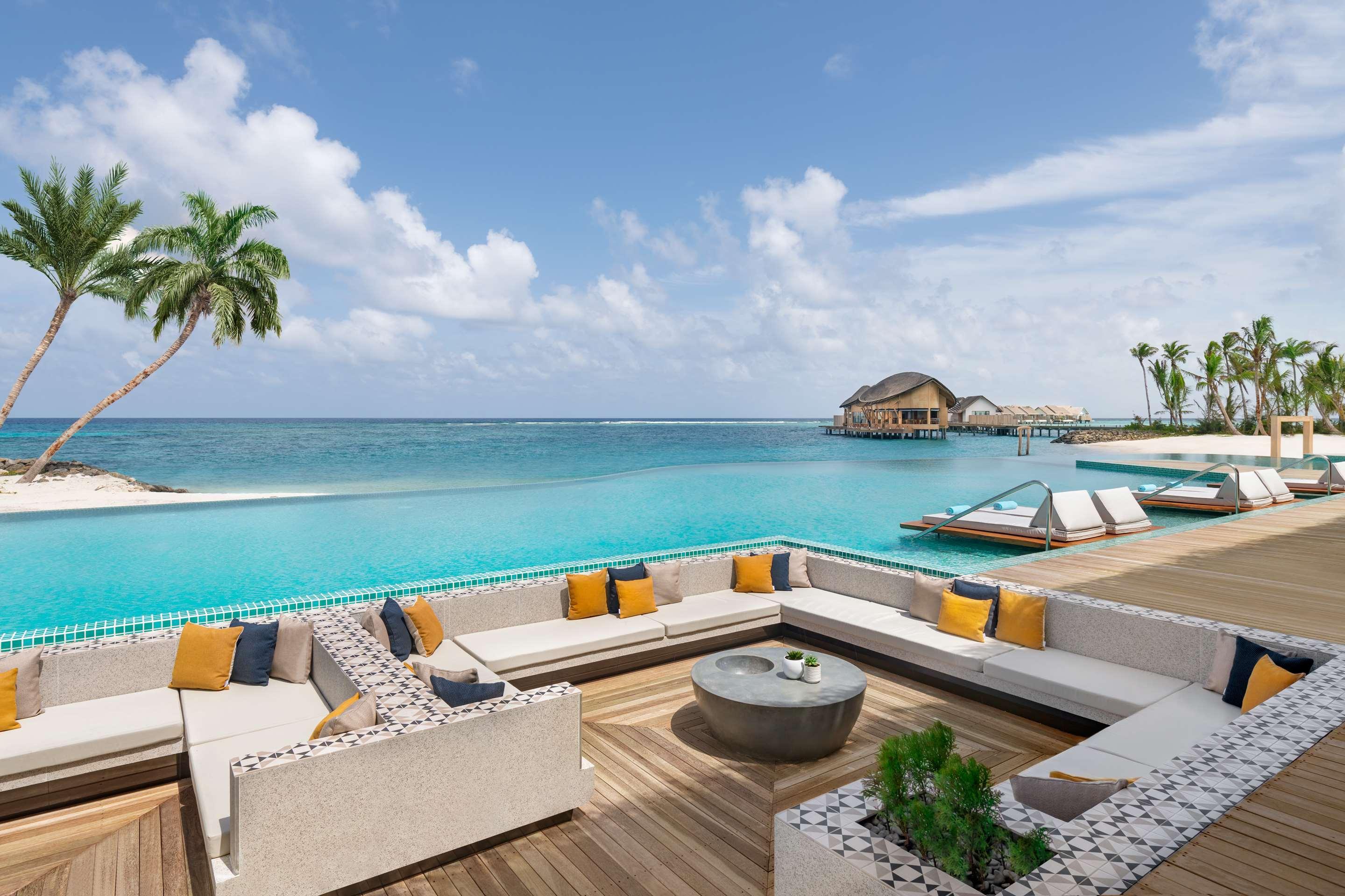 ice-1070466236-99715405-440742 Hilton Maldives Amingiri Resort & Spa