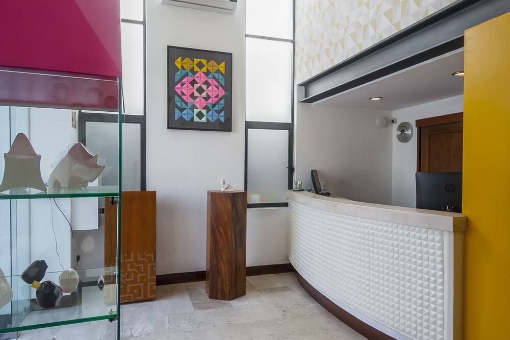 FCH Hotel Expo Adults only