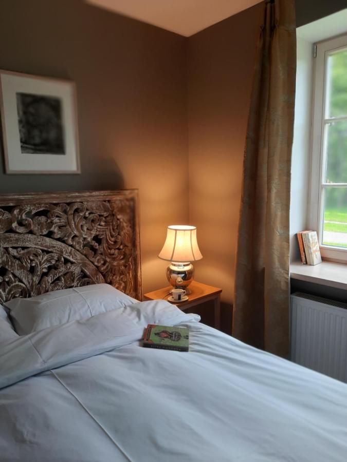 Lake & Library boutique Hotel