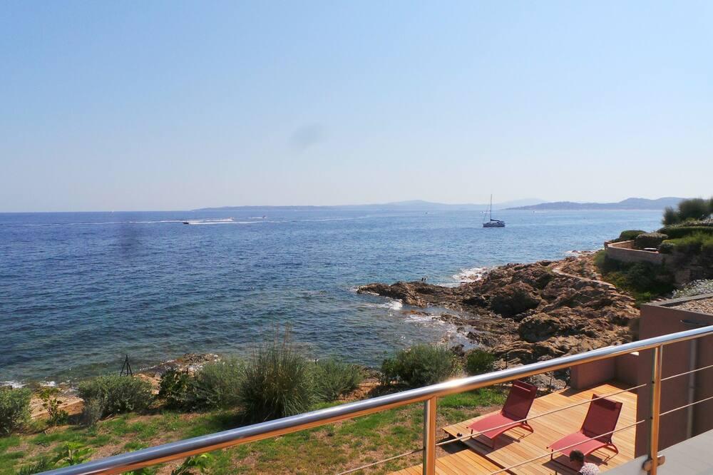 Coryphène pied dans l eau Provence-Alpes-Côte d'Azur - Issambres visuel 2/10