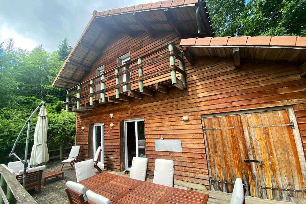 Chalet vue lac Auvergne - Miremont visuel 2/5 Chalet vue lac Auvergne - Miremont visuel 2/5
