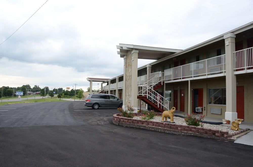 lodging in madisonville ky