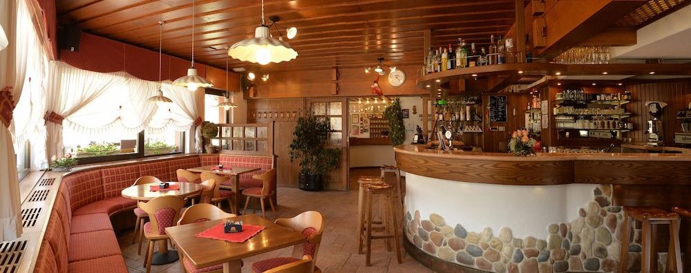 Hotel Compet Trento-al-adige - Levico Terme visuel 4/10 Hotel Compet Trento-al-adige - Levico Terme visuel 4/10