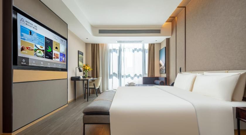 Atour Hotel Meizhou West Railway Station R&F Center