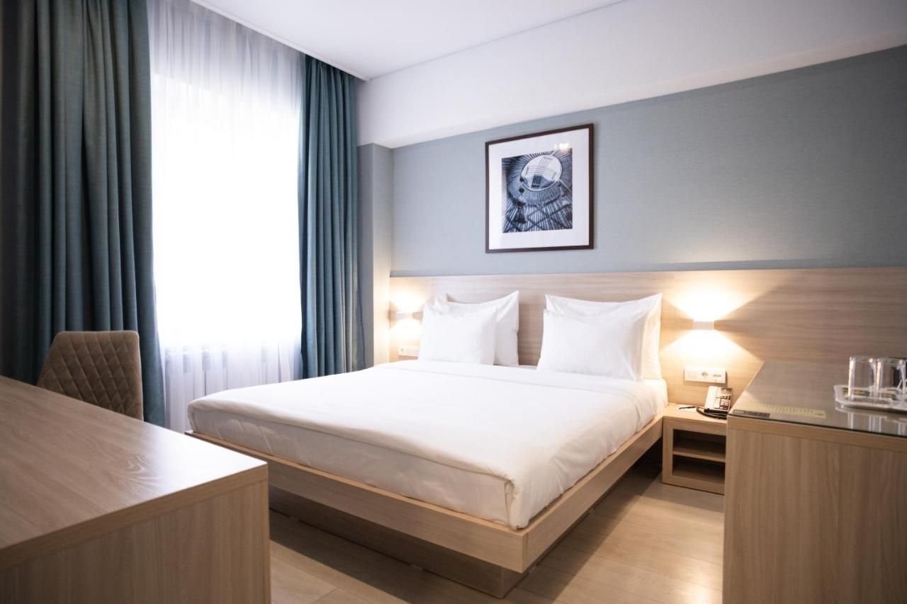 Resident Hotel Kazybek Bi