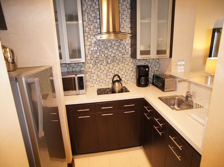 Crimson Hotel Filinvest City, Manila