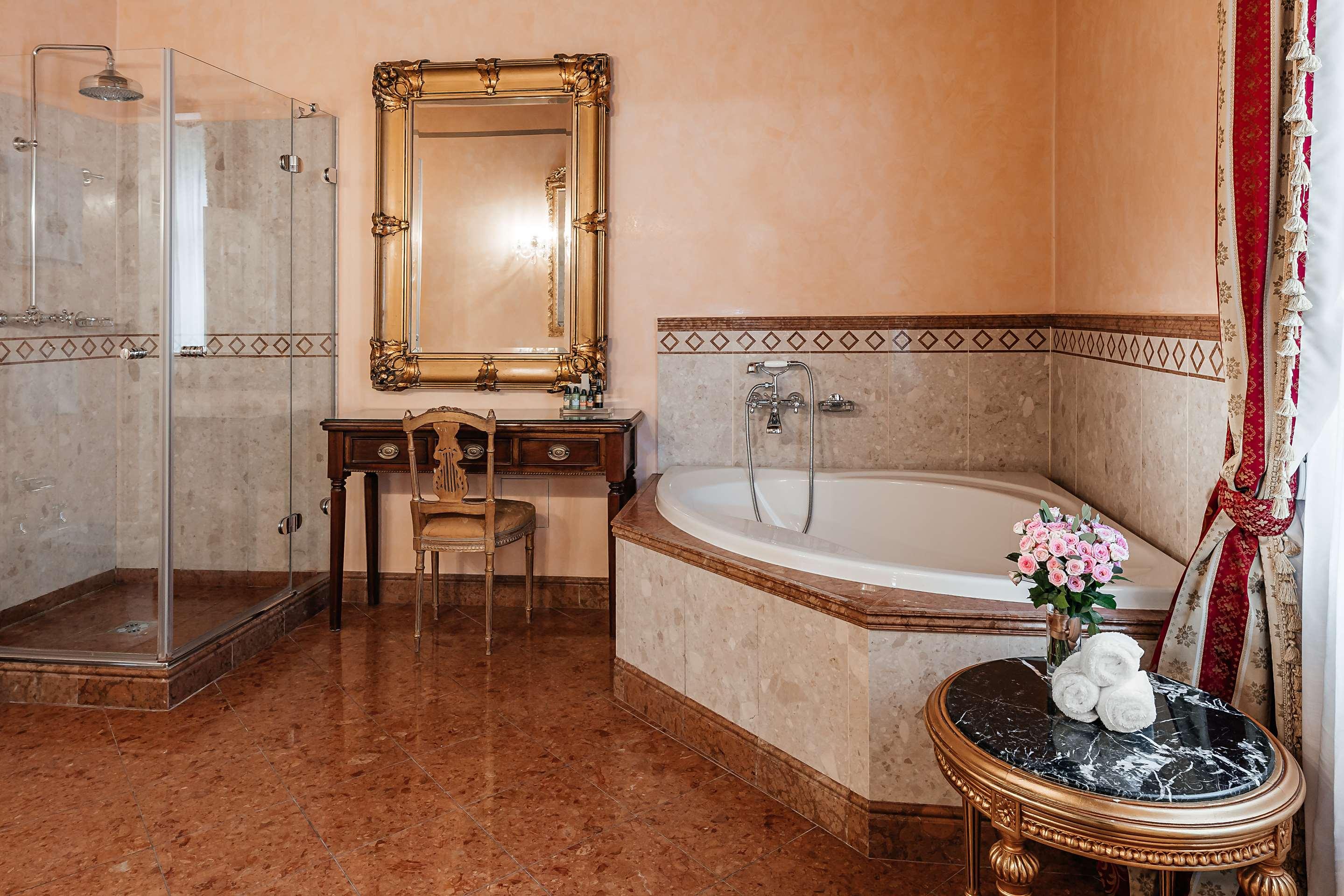 ice-139931-119955550-956372 Alchymist Grand Hotel & Spa
