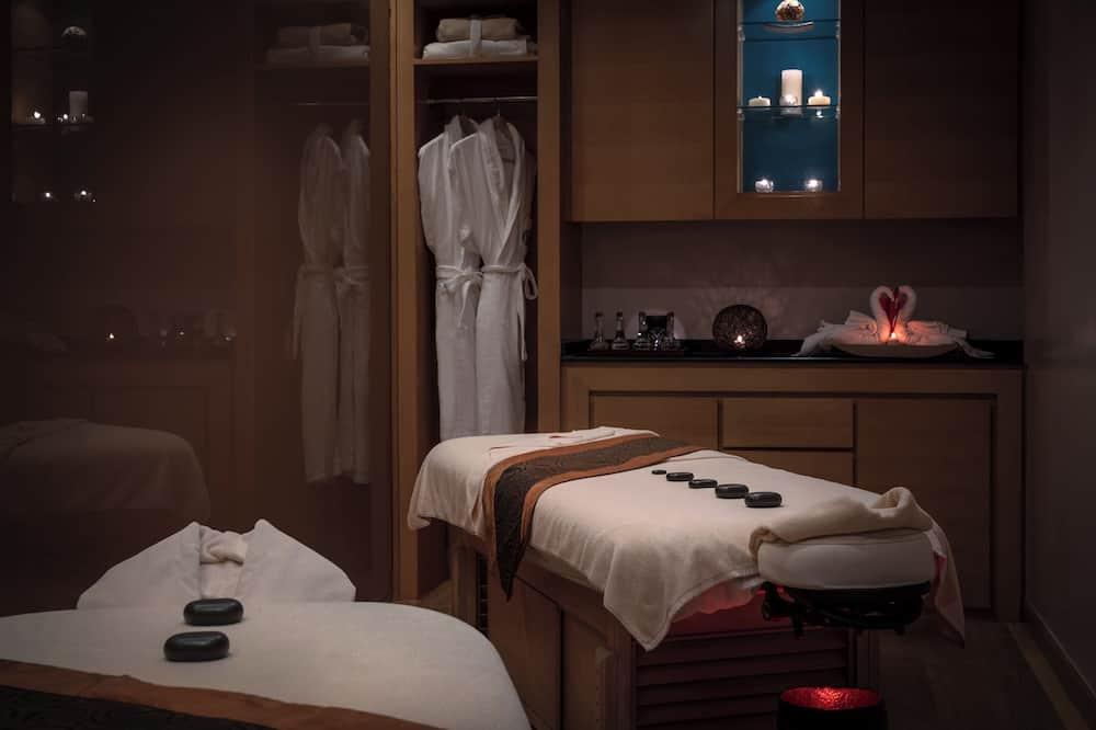 Park Rotana Abu Dhabi