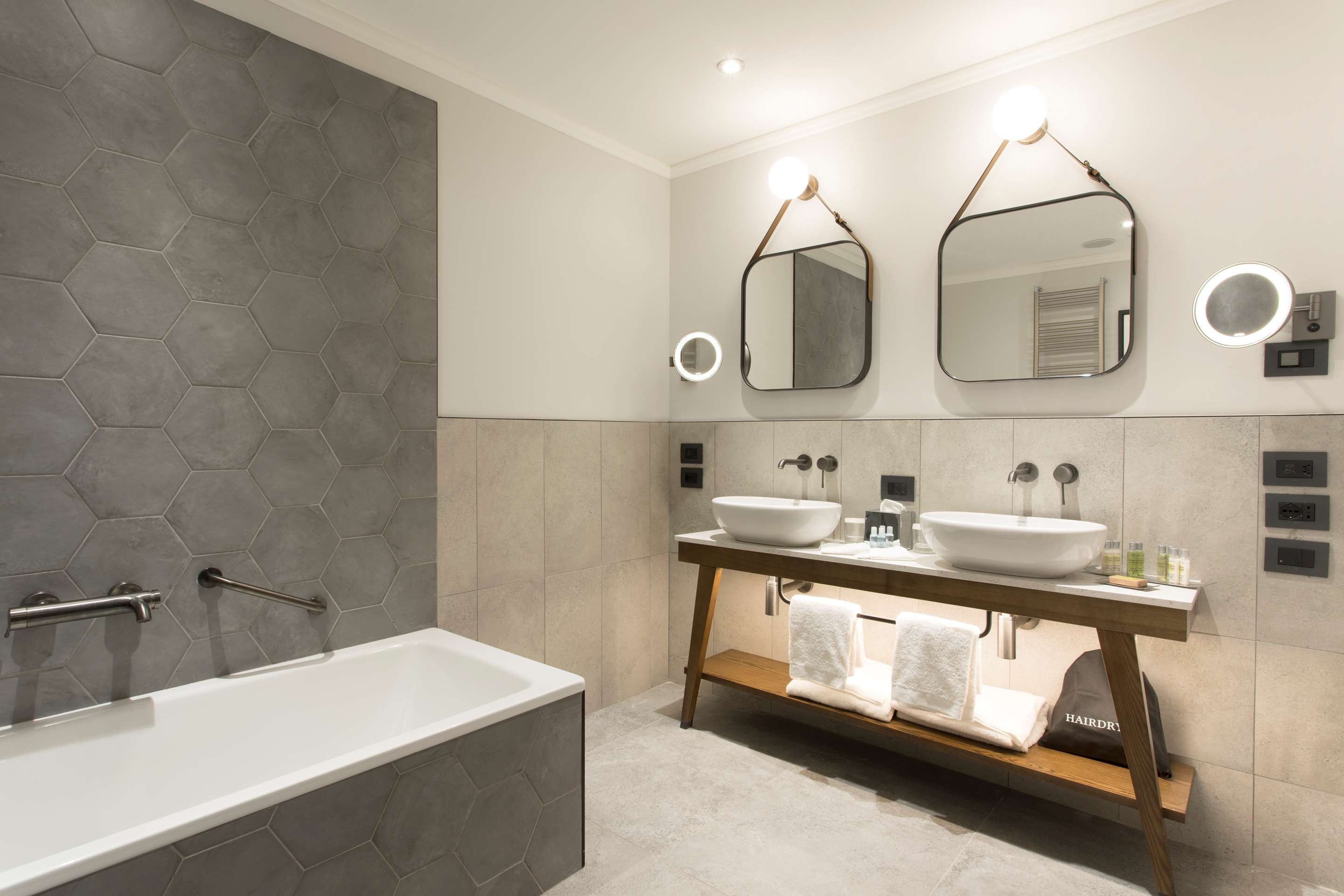 DoubleTree by Hilton Rome Monti