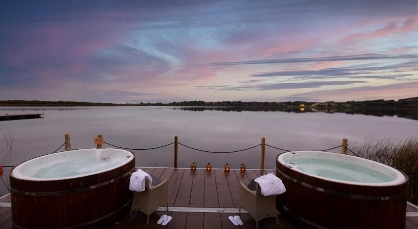 Wineport Lodge