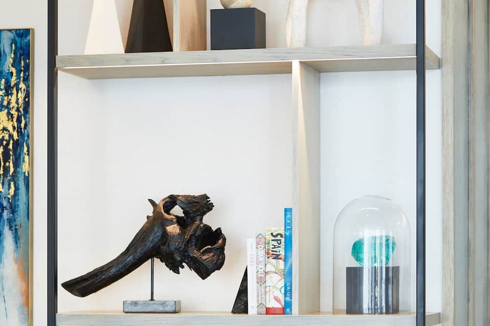 AC Hotel by Marriott Tampa Airport