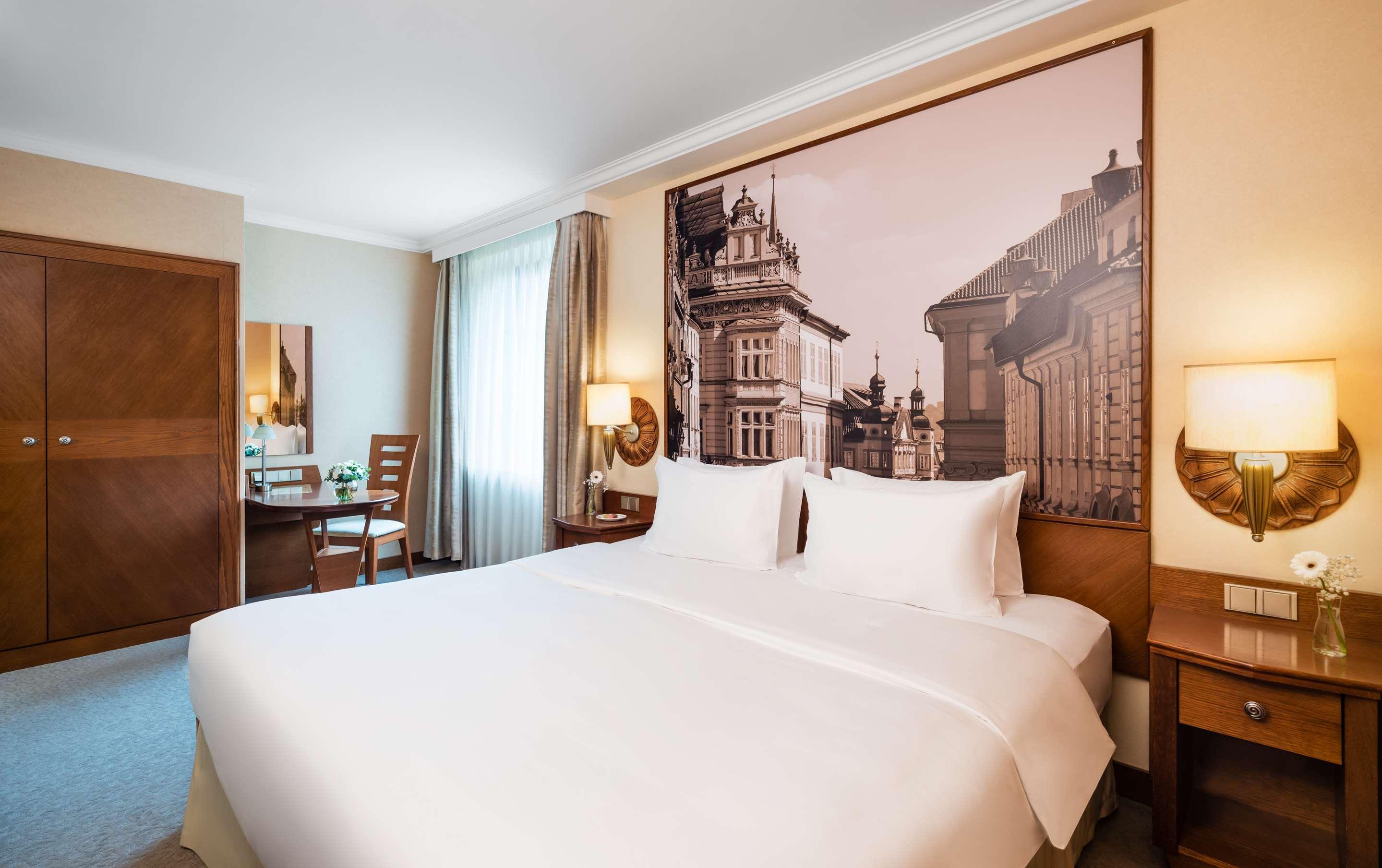 ice-679788-106296422-129366 Lindner Hotel Prague Castle