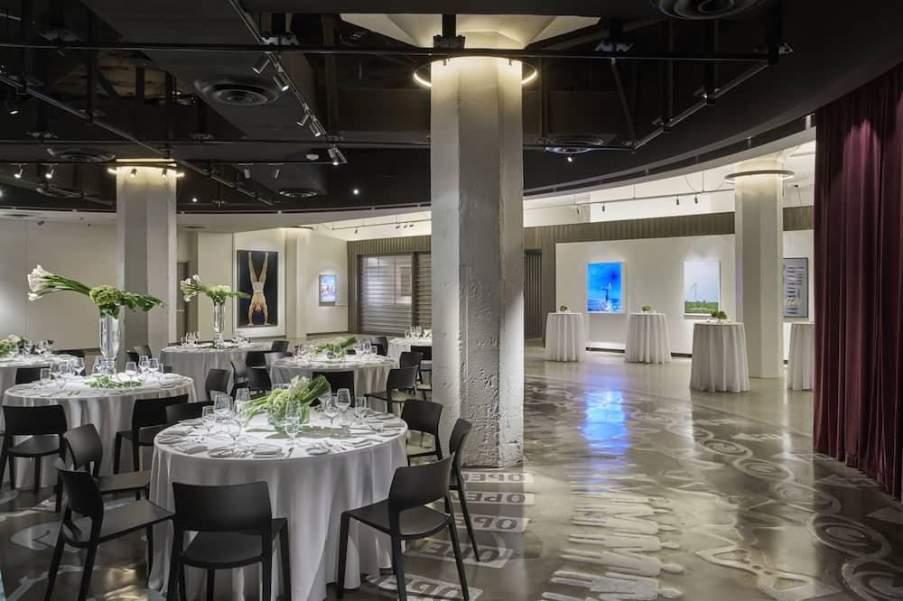 expedia_group-10139797-41035761-099484 Fordson Hotel