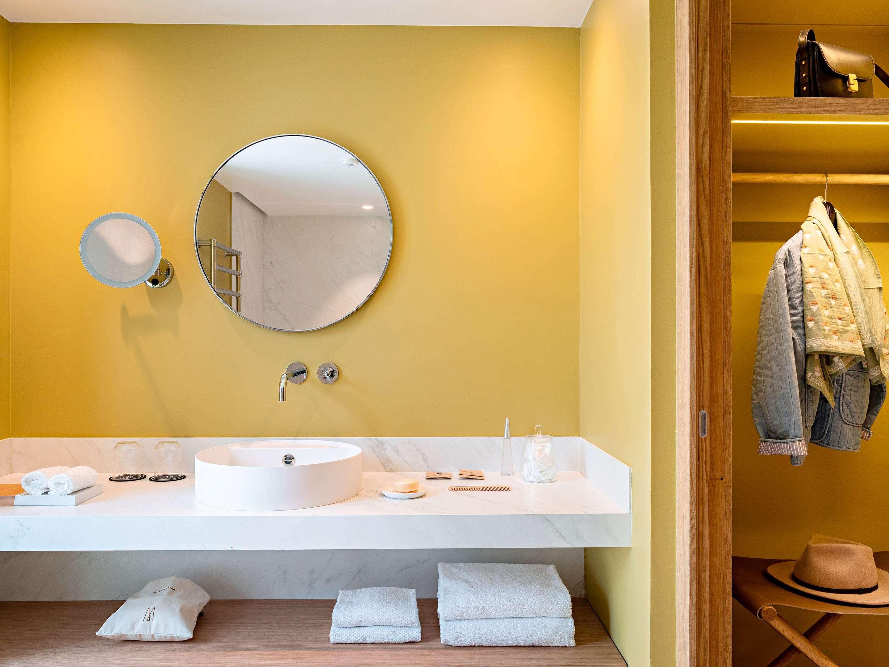 ice-1070706520-9725da-626855 Reine Margot Hotel Issy-Les-Moulineaux MGallery