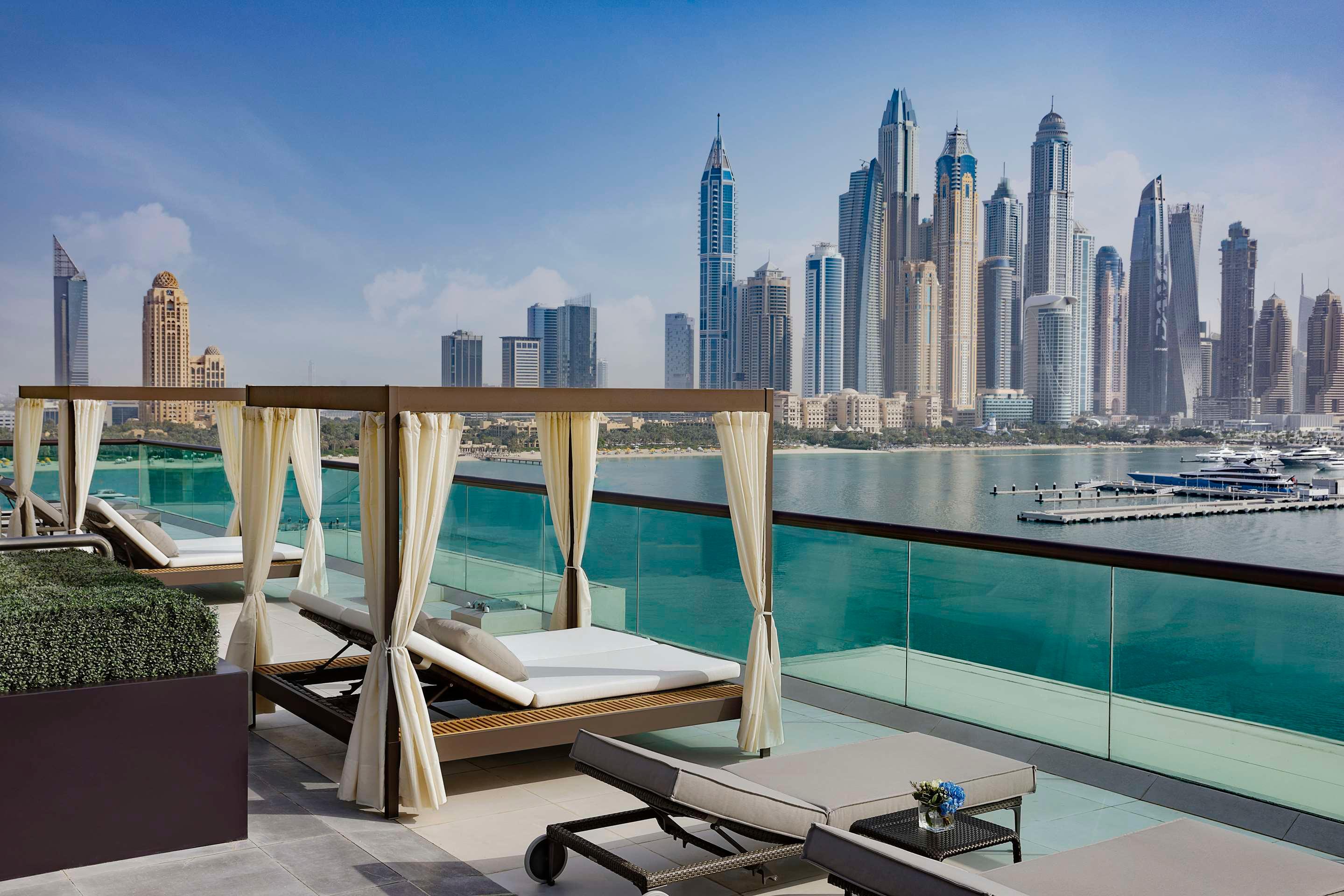 ice-8521867-947650-706533 Hilton Dubai Palm Jumeirah