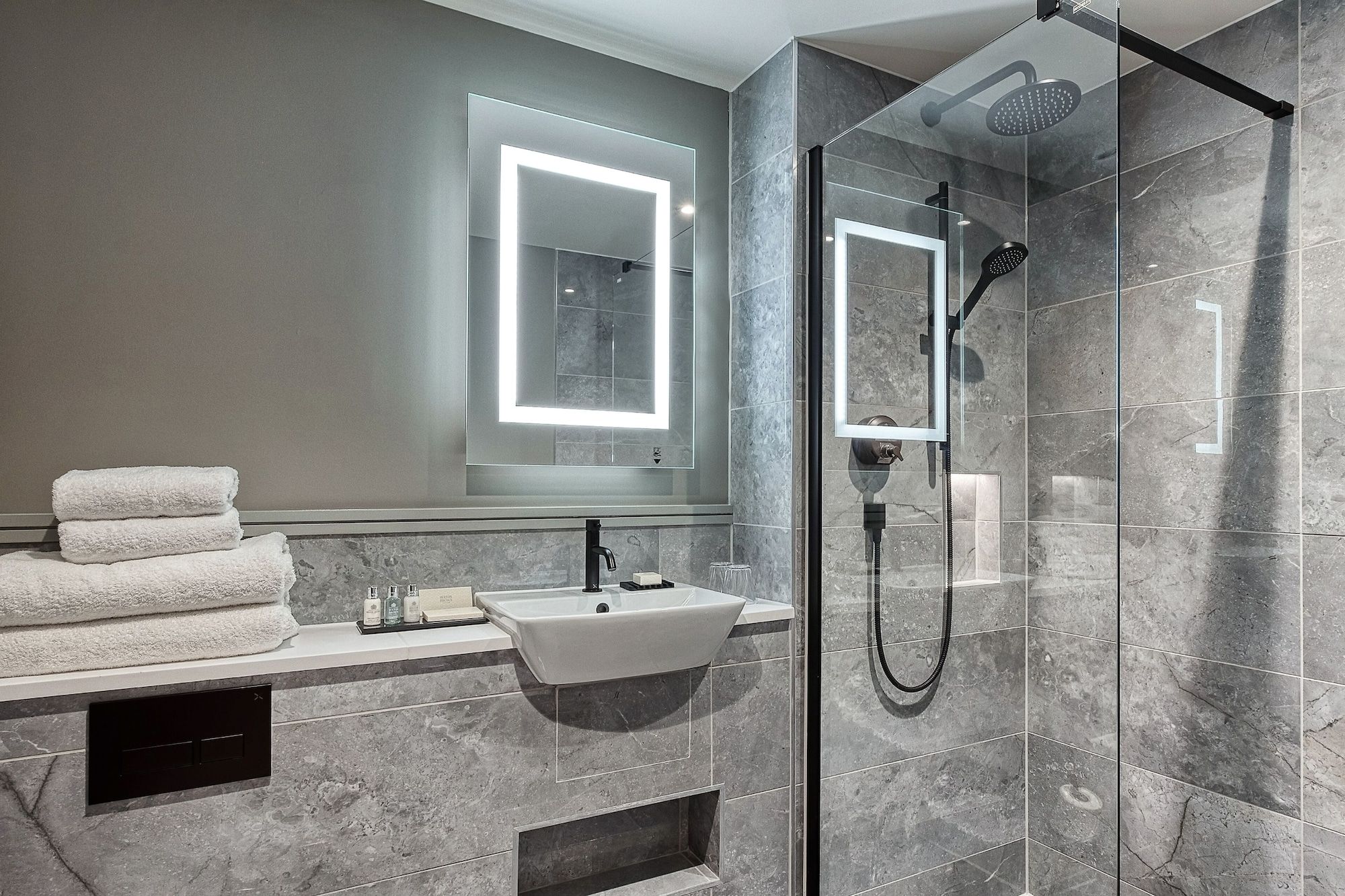 Aldwark Manor Estate