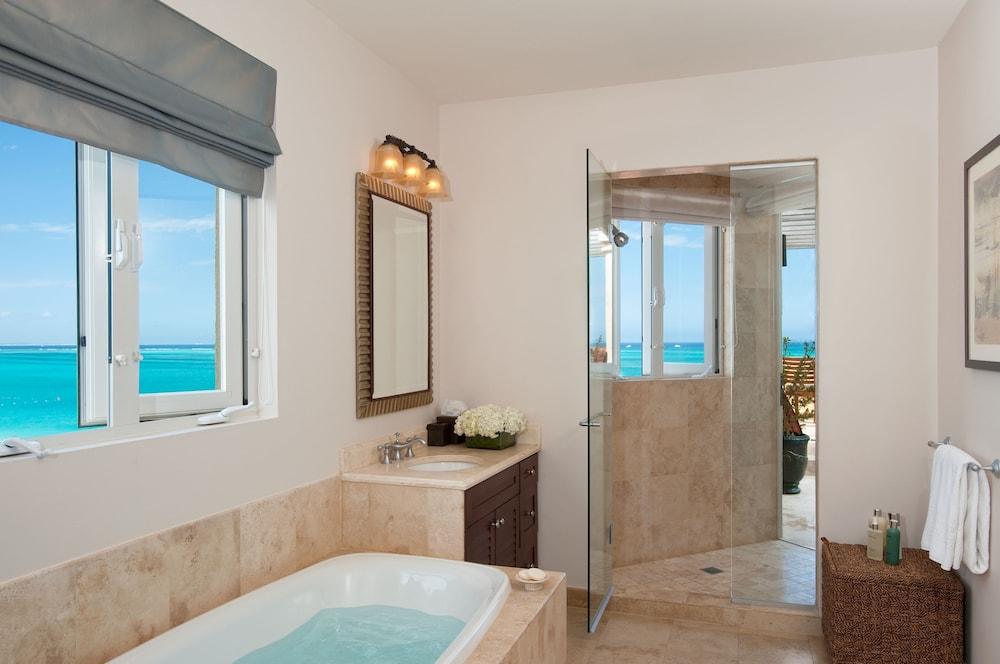 sembo-87752-699c16-299533 Grace Bay Club