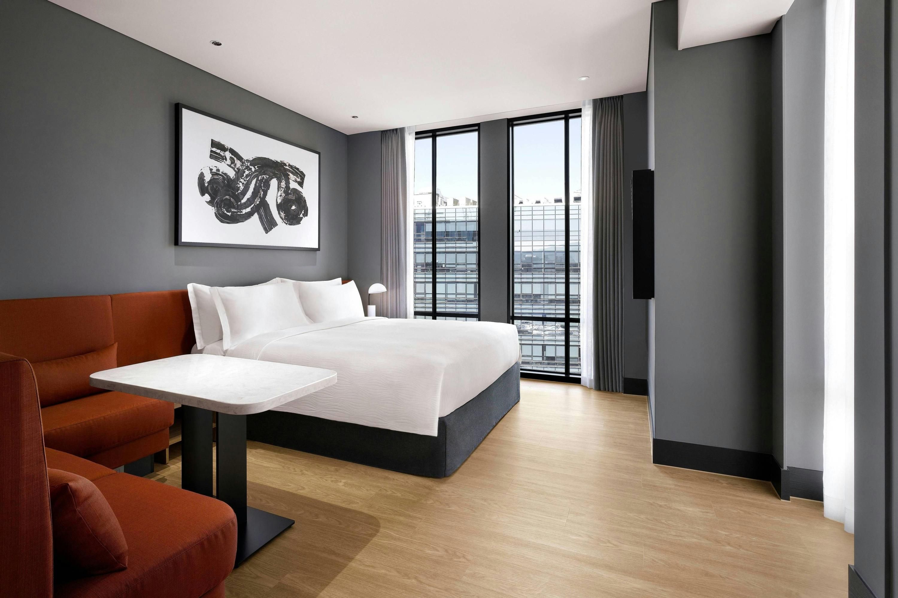 GRAVITY JOSUN Seoul Pangyo, Autograph Collection