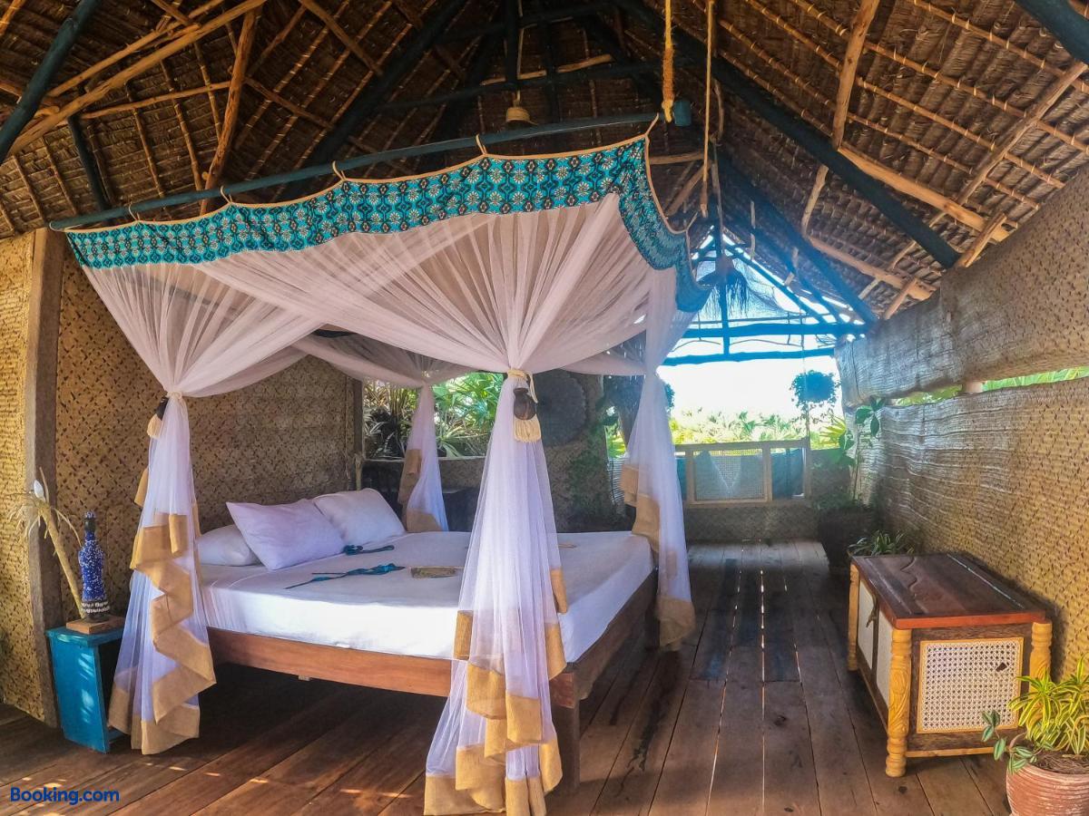 booking-8551476-347818948-232529 Kizingo Beach Eco Lodge