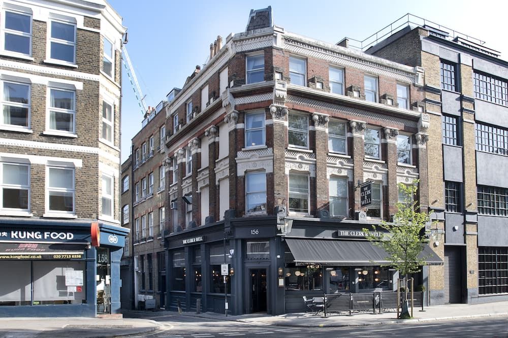 The Clerk & Well Pub & Rooms