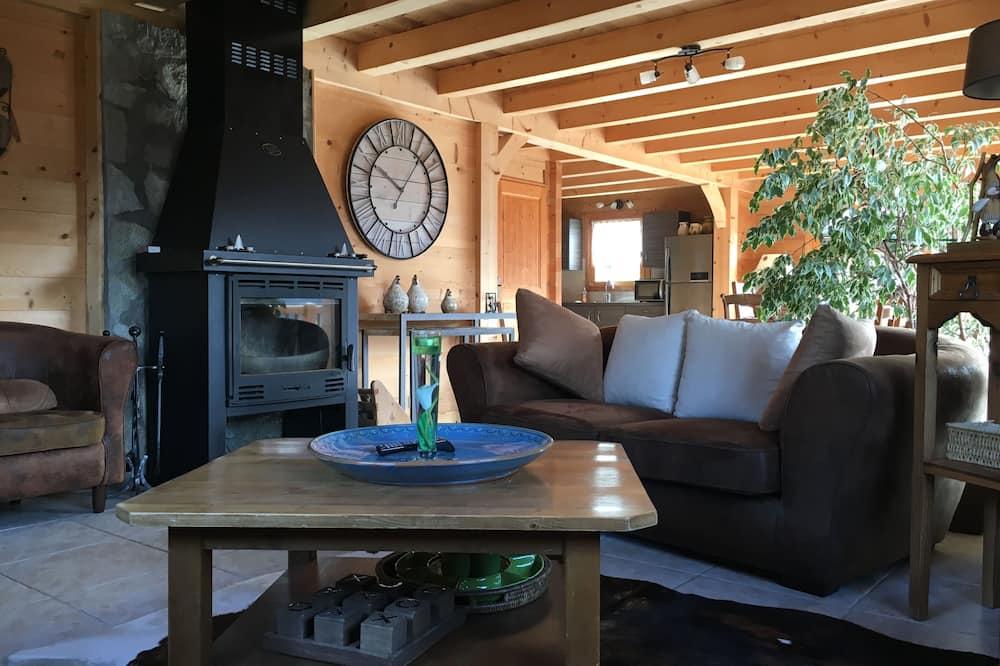 Spacious 4 chalet with mountain views, jacuzzi and sauna, terrace Rhône-Alpes - Manigod visuel 5/5 Spacious 4 chalet with mountain views, jacuzzi and sauna, terrace Rhône-Alpes - Manigod visuel 5/5
