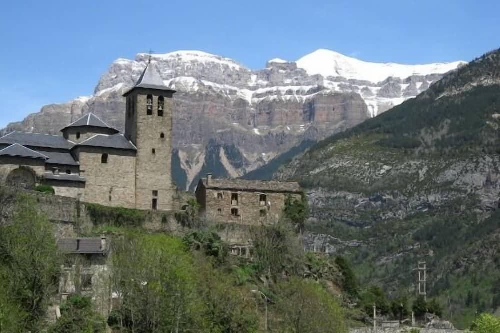 Casa Petirrojo Torla-Ordesa Aragon - Torla visuel 2/5 Casa Petirrojo Torla-Ordesa Aragon - Torla visuel 2/5