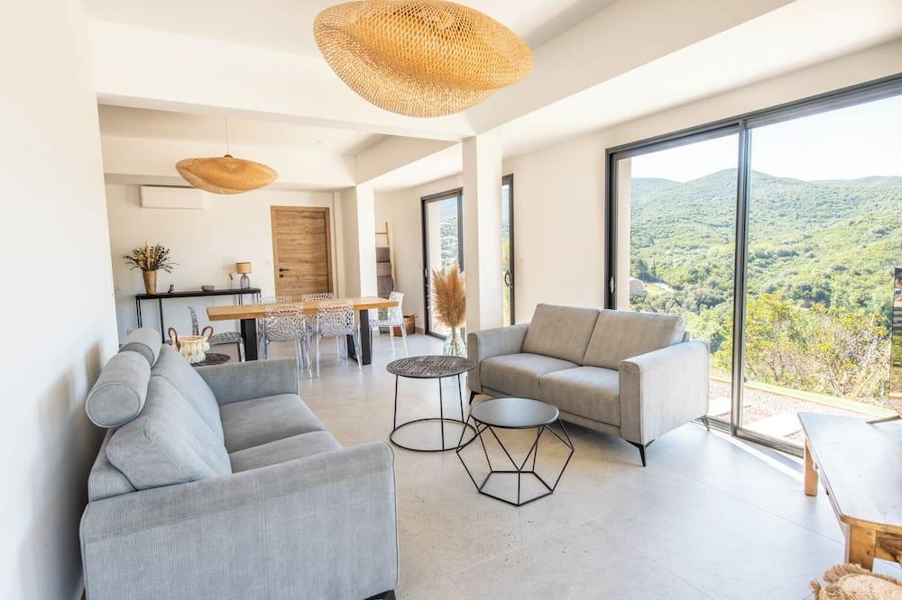 NOUVEAU ! Maison de standing avec piscine et climatisation entre mer et montagnes Corsica - Porticcio visuel 1/5 NOUVEAU ! Maison de standing avec piscine et climatisation entre mer et montagnes Corsica - Porticcio visuel 1/5