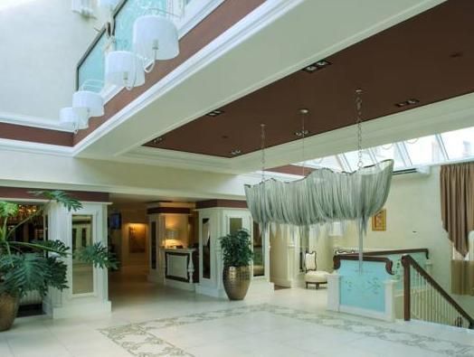 Dvor Podznoeva Glavniy Korpus