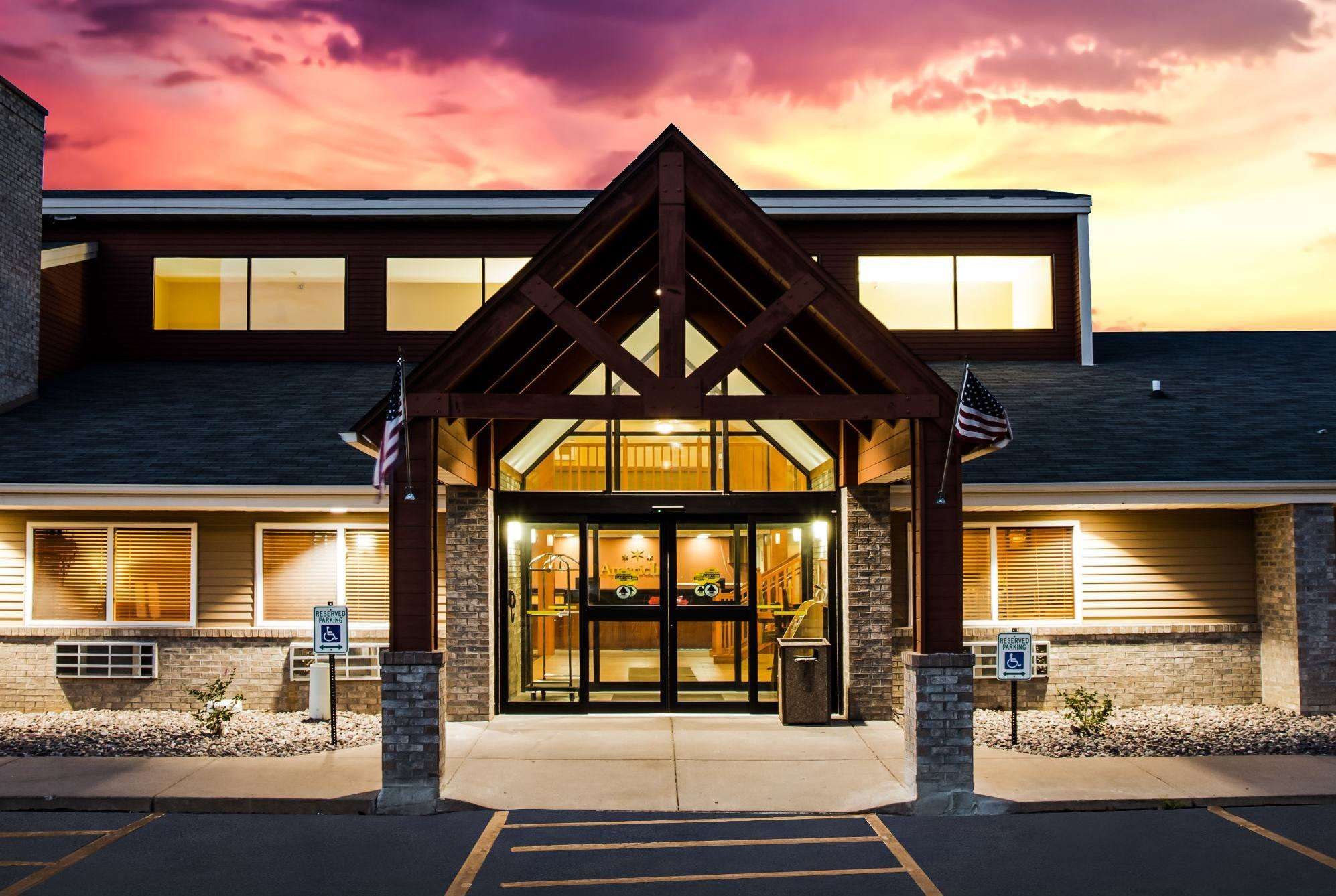 15 Best Hotels In Menomonie Hotels From 56night - Kayak