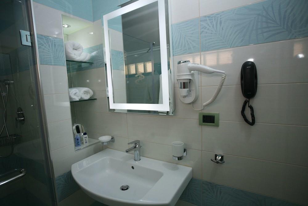 sembo-2111551-6c70cf-338069 Hotel Las