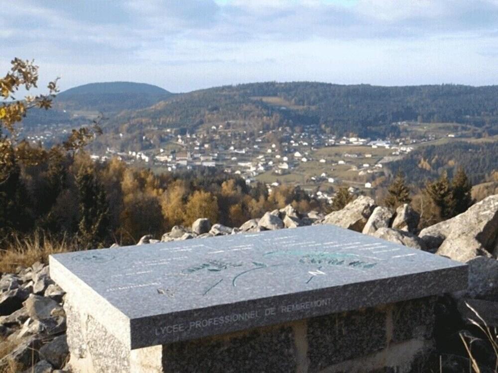 Detached chalet 7 minutes away from Gerardmer Lotharingen - Le Tholy visuel 4/5 Detached chalet 7 minutes away from Gerardmer Lotharingen - Le Tholy visuel 4/5