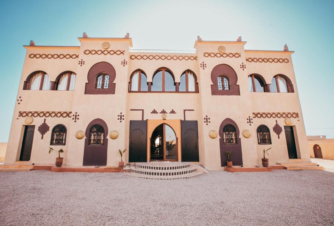 Traditional Riad Merzouga Dunes