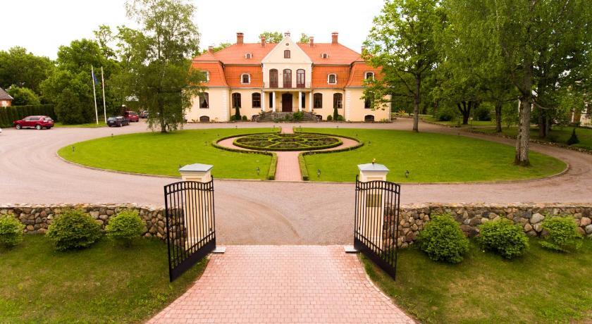 Liepupe Manor