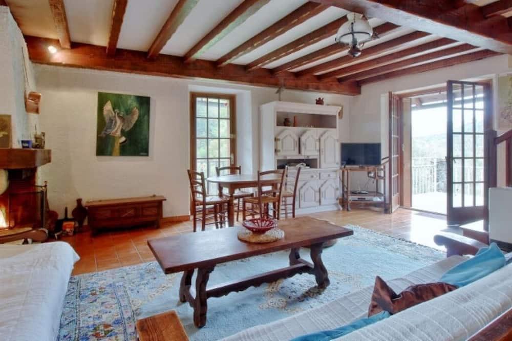 Cottage Hameau de Pouy, Nestes Valley for 6 people Midi-Pyreneën - Bordères-Louron visuel 5/5 Cottage Hameau de Pouy, Nestes Valley for 6 people Midi-Pyreneën - Bordères-Louron visuel 5/5