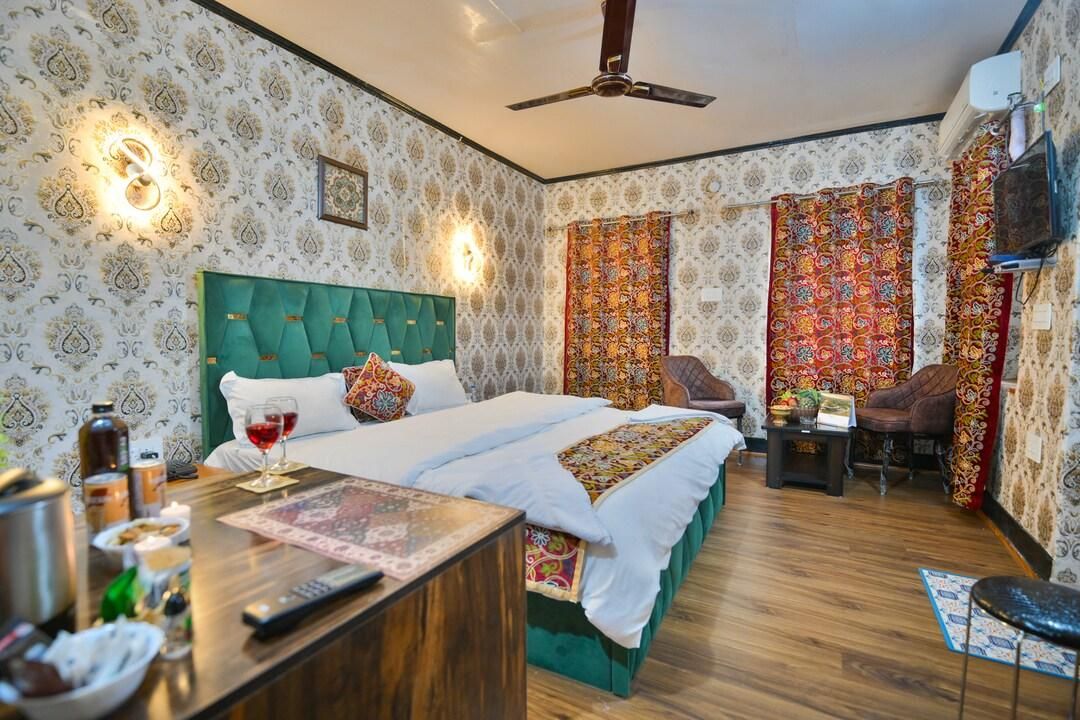 hotel photo