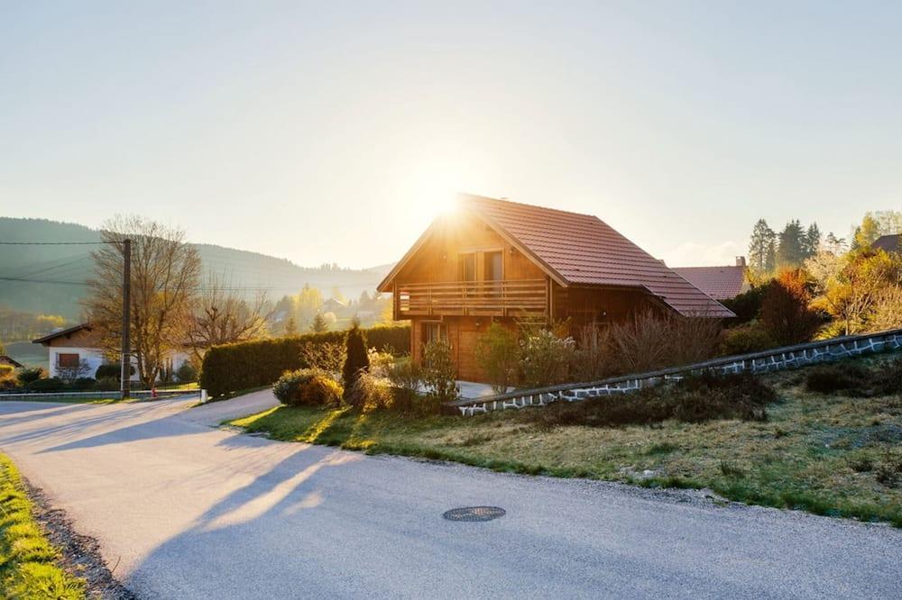 Cosy chalet for 6 to 8 people, near Gerardmer Lotharingen - Le Tholy visuel 1/5 Cosy chalet for 6 to 8 people, near Gerardmer Lotharingen - Le Tholy visuel 1/5
