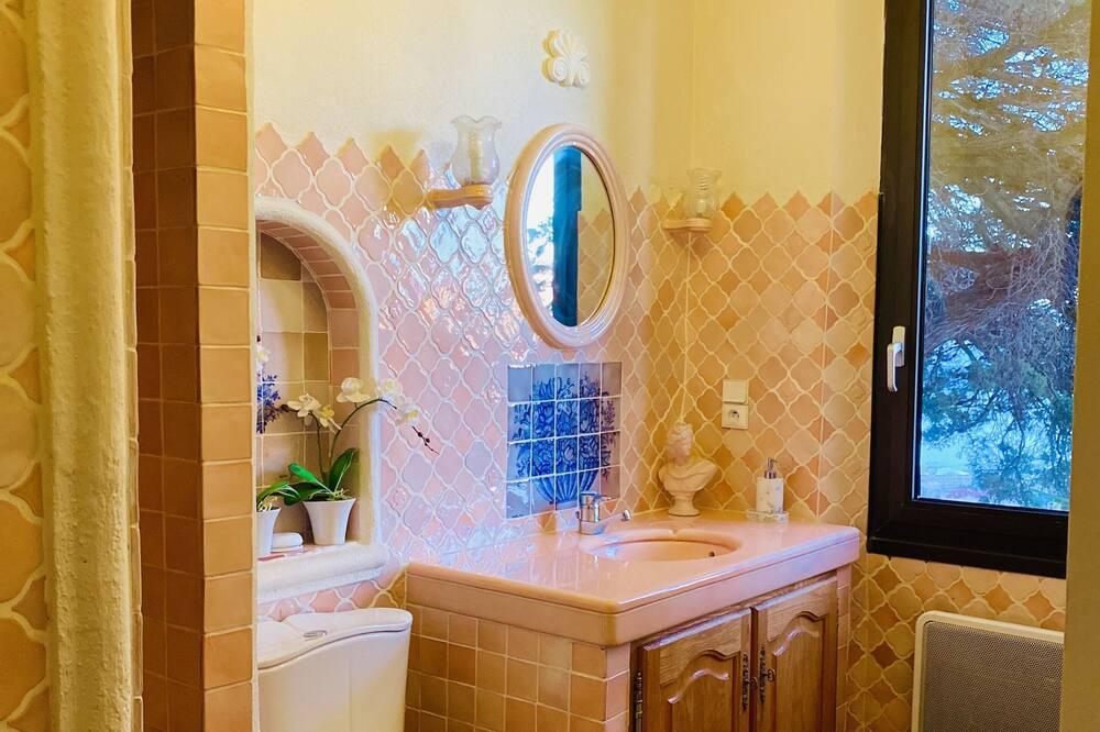 Sumptuous exotic villa in Cannes Provence-Alpes-Côte d'Azur - Cannes visuel 2/5 Sumptuous exotic villa in Cannes Provence-Alpes-Côte d'Azur - Cannes visuel 2/5