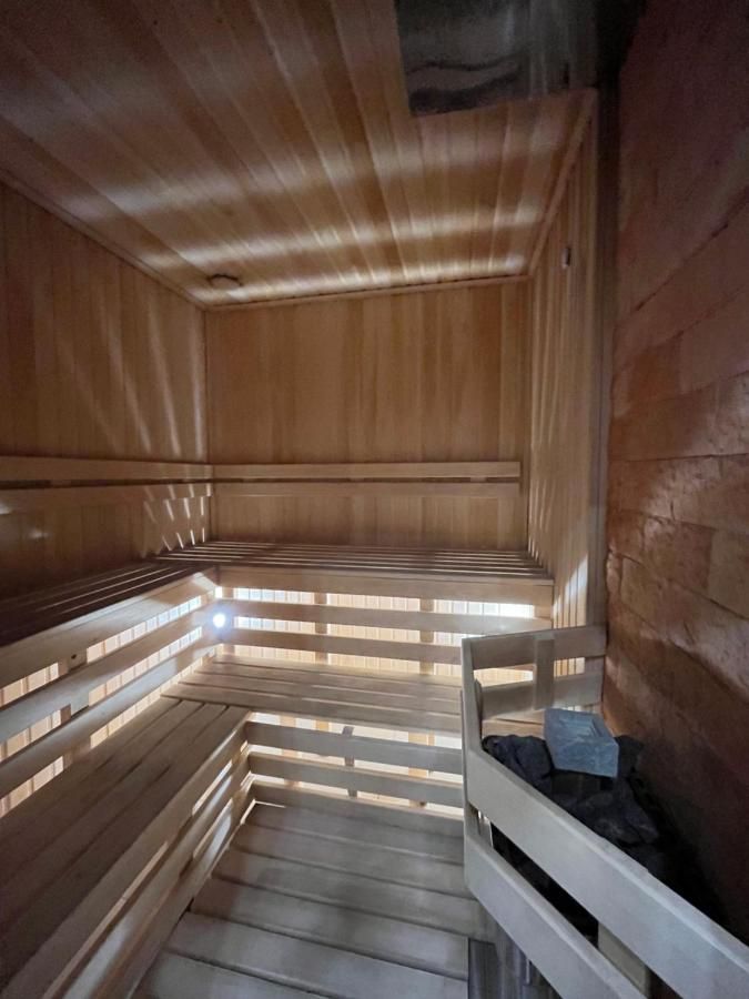 Resident Hotel Kazybek Bi